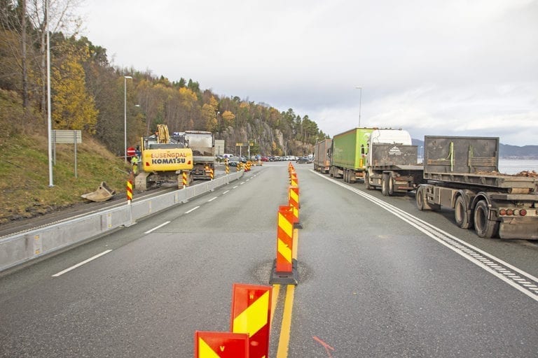 Det vert trangt for trafikken som kjem i land frå ferja på Furneset dei neste vekene.